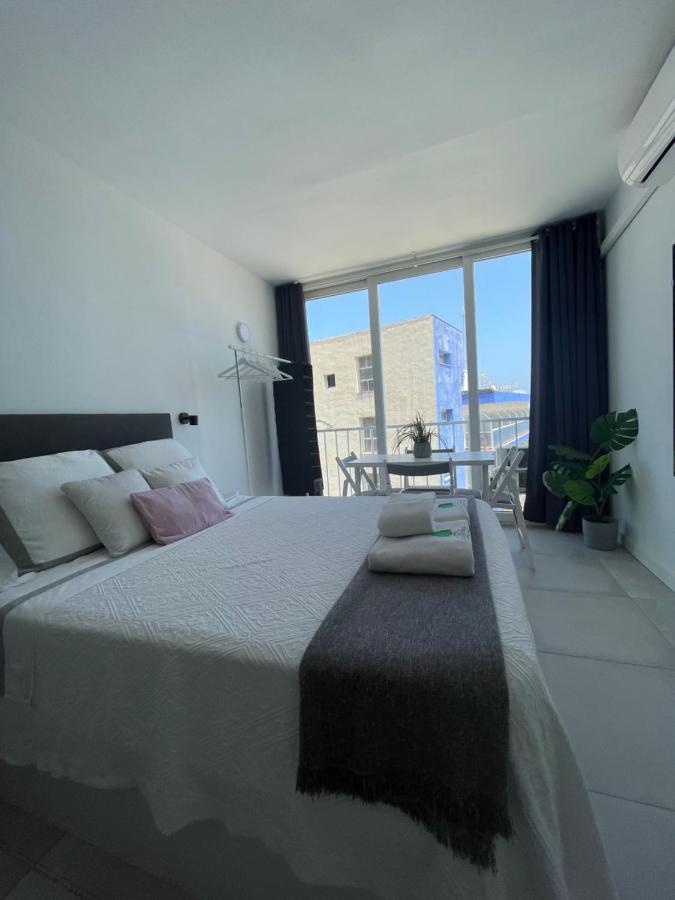 トレモリノスApartamento Con Vistas Al Mar A Metros De La Playa Carihuela Soleilアパートメント エクステリア 写真