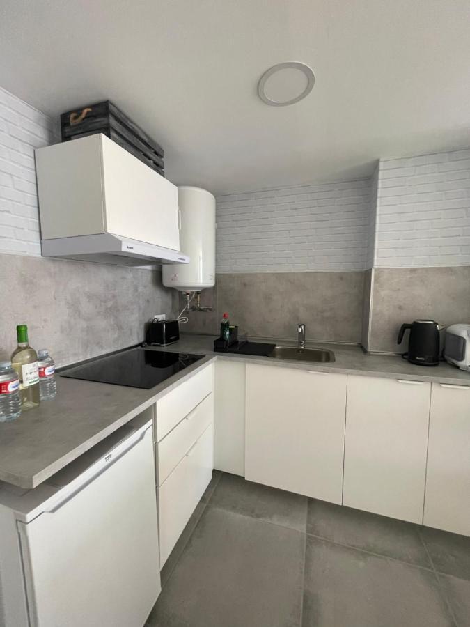 トレモリノスApartamento Con Vistas Al Mar A Metros De La Playa Carihuela Soleilアパートメント エクステリア 写真